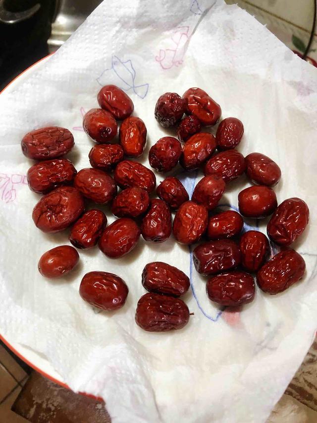 『红枣』入夏常用它做早餐,脾胃好气血足,松软香甜,老人孩子都爱吃