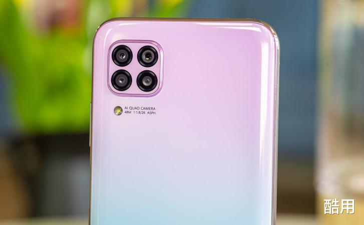 华为手机■当前并不值得入手的四款华为手机,降至新低价,拒绝“入坑”