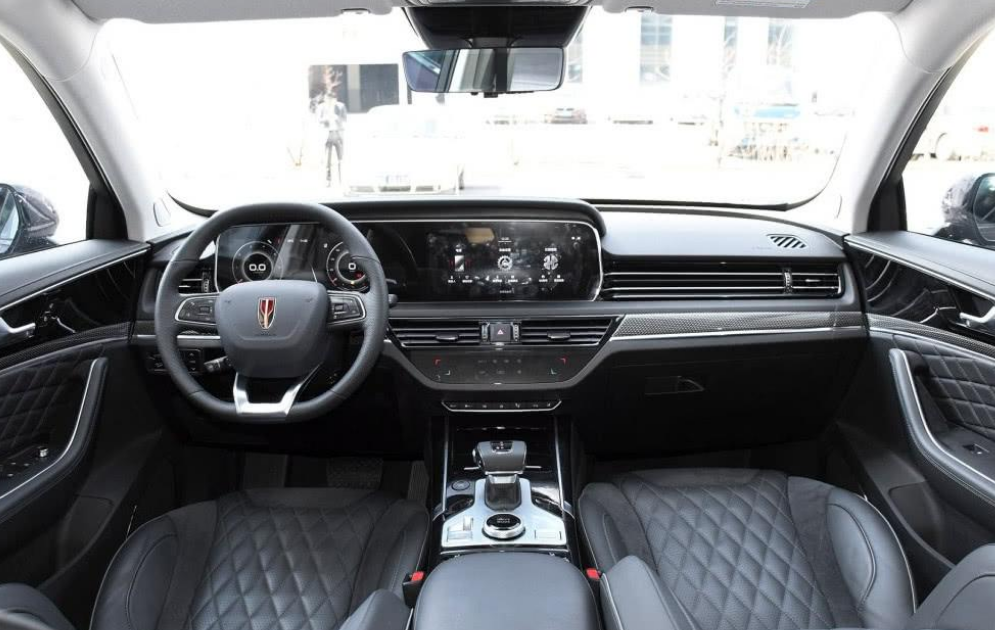 【红旗hs5】力压沃尔沃和凯迪拉克，低价SUV红旗HS5来了，或将威胁到奥迪奔驰