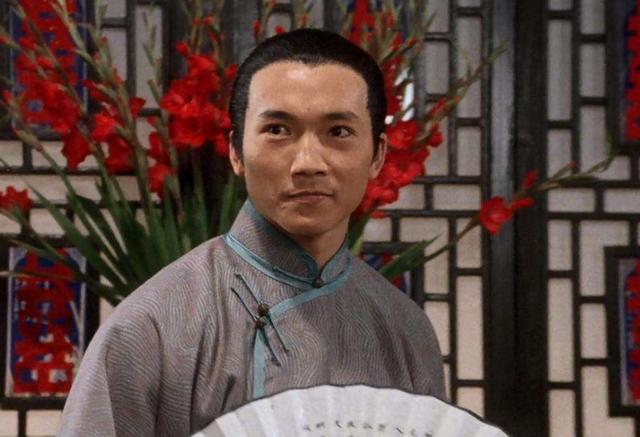 『洪金宝』他是洪金宝的徒弟，曾多次搭戏星爷，捡漏拍了1部戏，子孙都能有分红