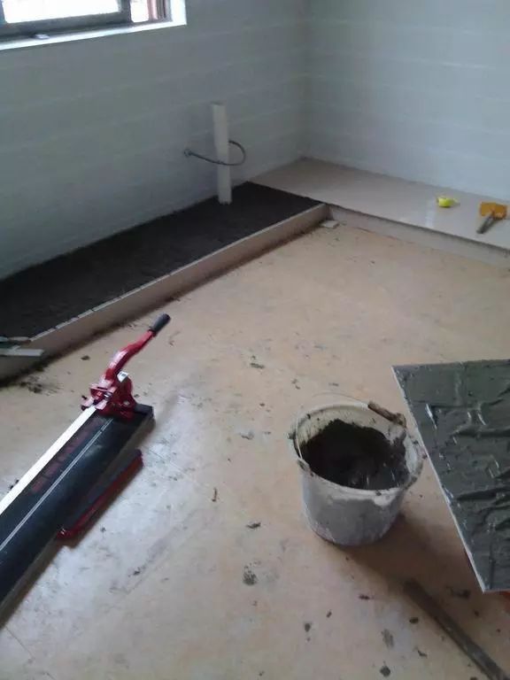 橱柜市场卖4万块贵到离谱，自己制作的水泥橱柜，3千不到还好看！