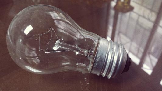 几种市面上常见“灯”，各有什么优缺点，你知道吗？