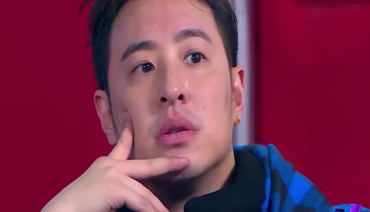 潘玮柏|王思聪“一把火”点燃了潘玮柏的后院，报应来得也太快了！