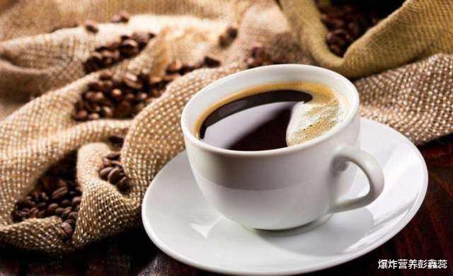 绝经|女性绝经结束的特征是什么?当身体出现3大表现,说明安全度过