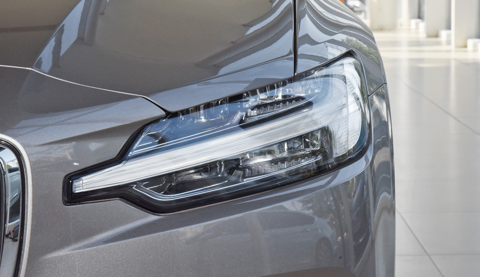 大众汽车|不懂车的买丰田，半懂车的买大众，这四款车型其实也不错