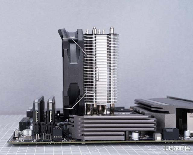 机箱|这套电脑配置生命力至少能战5年