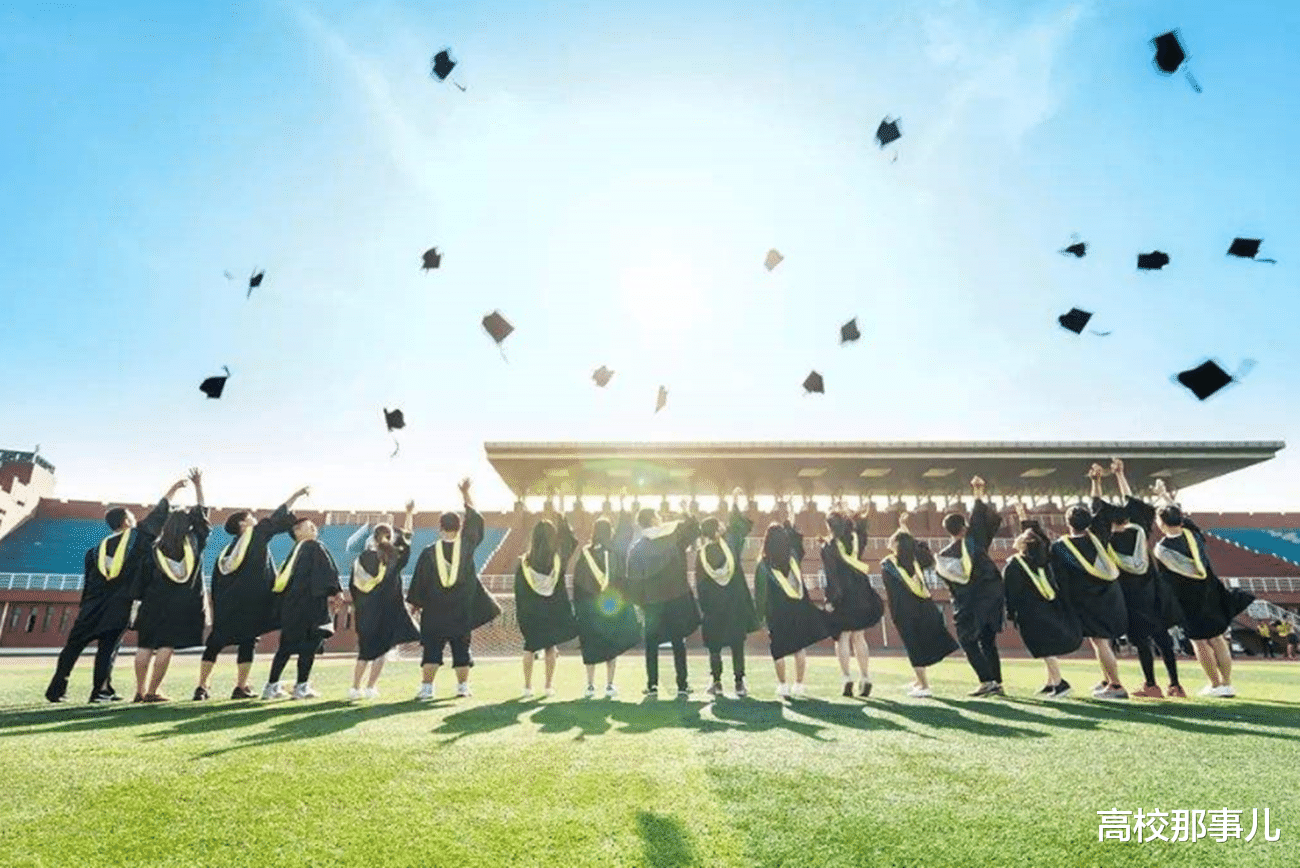 #数学#“先苦后甜”的4个专业，年薪几十万不是梦！高考生们看过来