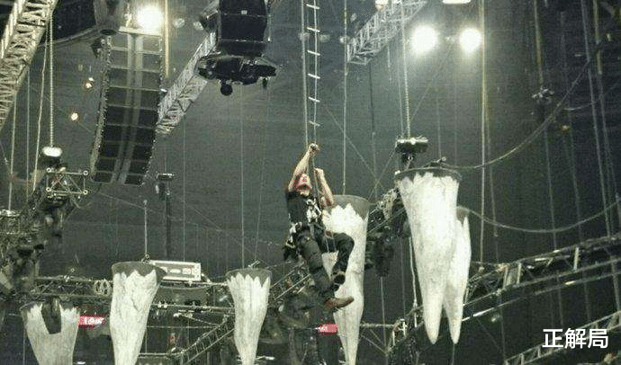 正解局|《八佰》背后的传奇：全国80%灯光师，来自河南这个小县城