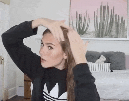 发型|别再烫羊毛卷了!今年流行“海藻卷”,减龄又显脸小!