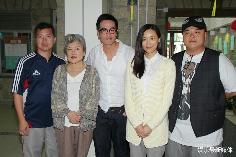 「周星驰」周星驰这部电影，救活了影院，电影公司老板感动热泪盈眶