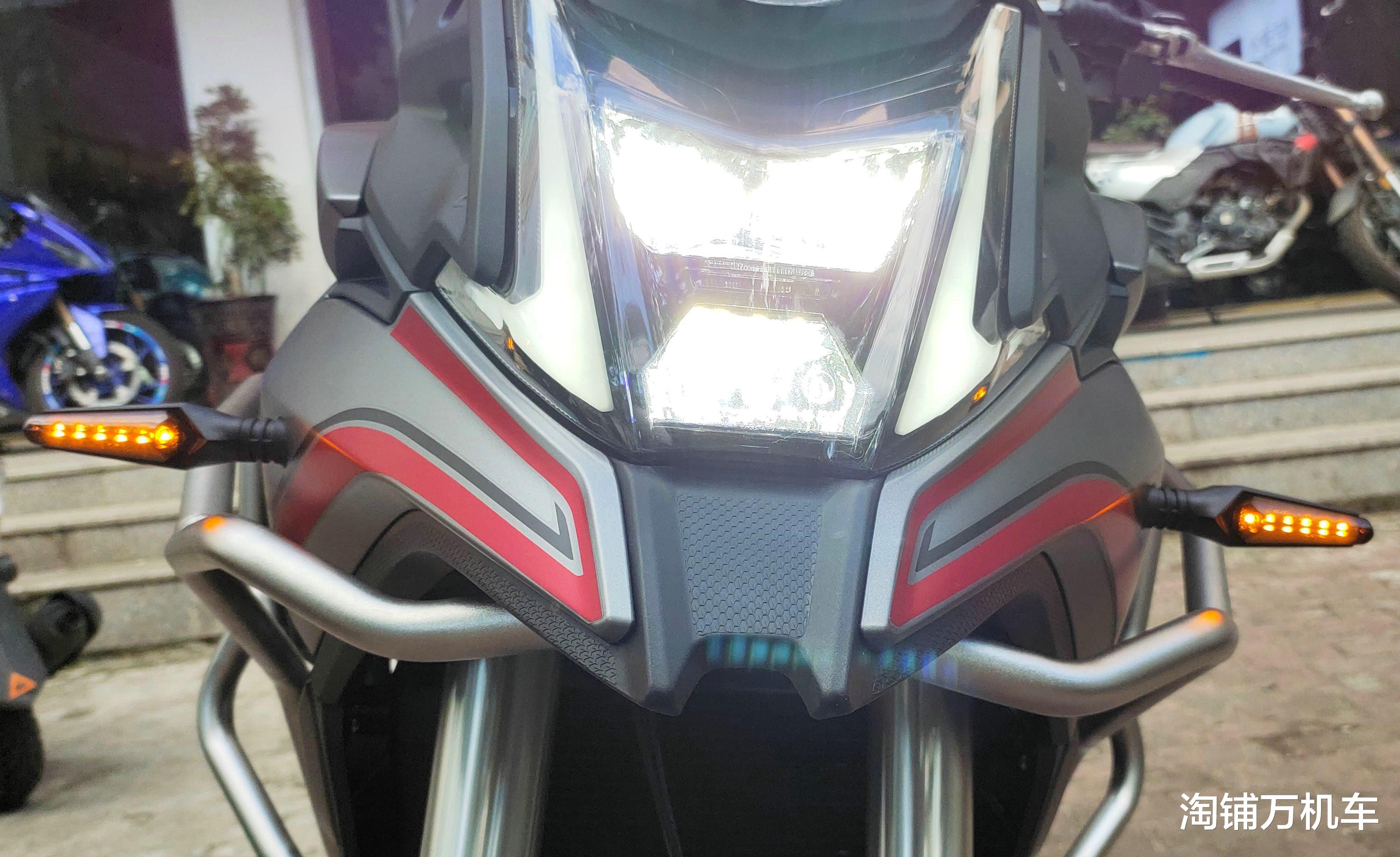 奔腾B70|国产中量级拉力最高水准 无极500DS到店实拍