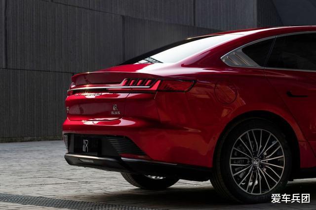 【特朗普】比亚迪汉EV将6月上市，605km续航+四驱，售价多少钱？