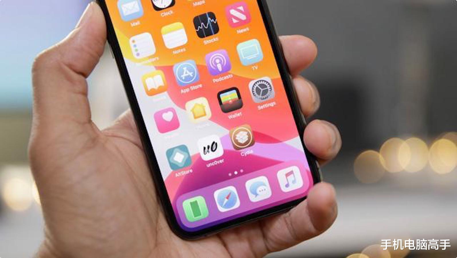 ios13@iOS13.5.1翻车了!iPhone出现“屏幕变绿”问题,官方终于回应!