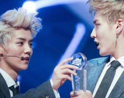 韩庚|当年是最红小鲜肉，人气甩鹿晗、吴亦凡几条街，后来却整容成了微商？