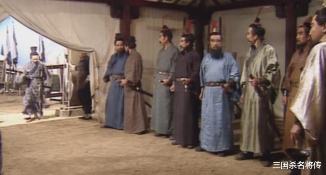 [郭嘉]郭嘉与荀彧谁更厉害？其实看正史就知道，他俩根本不在一个档次！