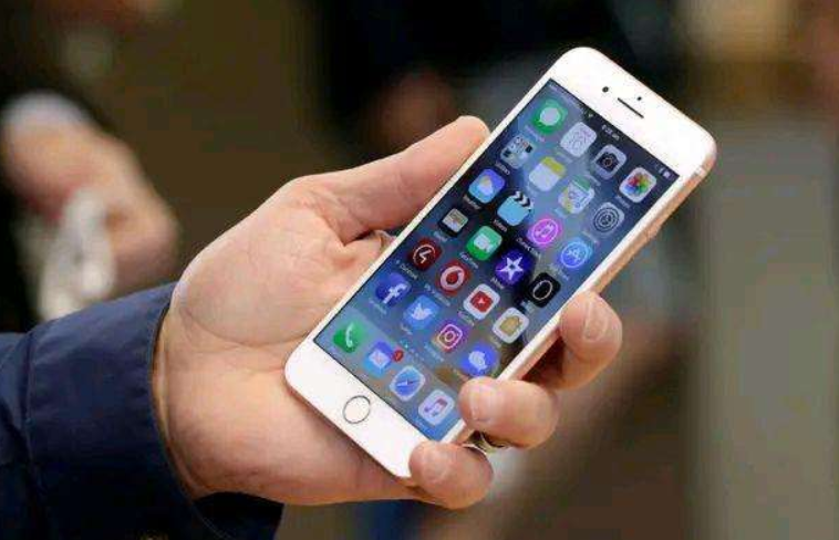 「iPhone SE」新款iPhoneSE卖4599元,果粉:同价格,为何不买iPhoneXR?