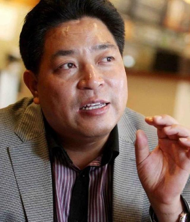 浙江省@浙江一女救济3名小乞丐，21年后乞丐变成富豪，携百万支票报恩