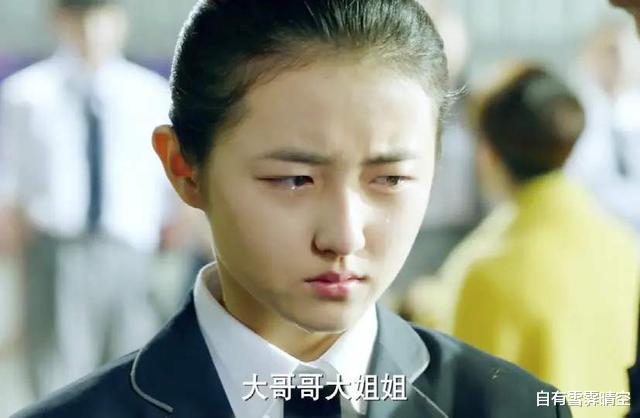 张子枫|张子枫高考第一个交卷,得知原因后,明白黄磊何炅为何喜欢她了