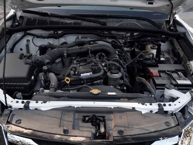 丰田普拉多|丰田再出“王炸”！比普拉多漂亮10倍，2.7T柴油动力，出了名的难开坏