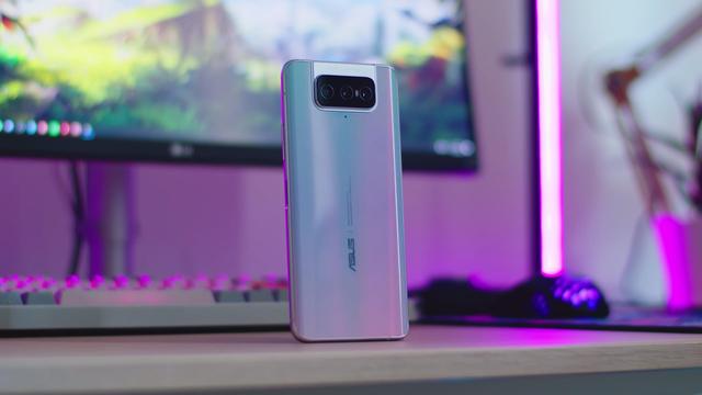 华硕手机|华硕手机为何没有倒闭？ZenFone7告诉你：倒闭？我可是一直在进步