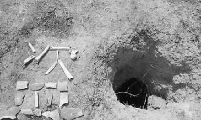 『竹书纪年』1000多年前，这本奇书被盗墓贼所挖出，书中内容让人不敢相信