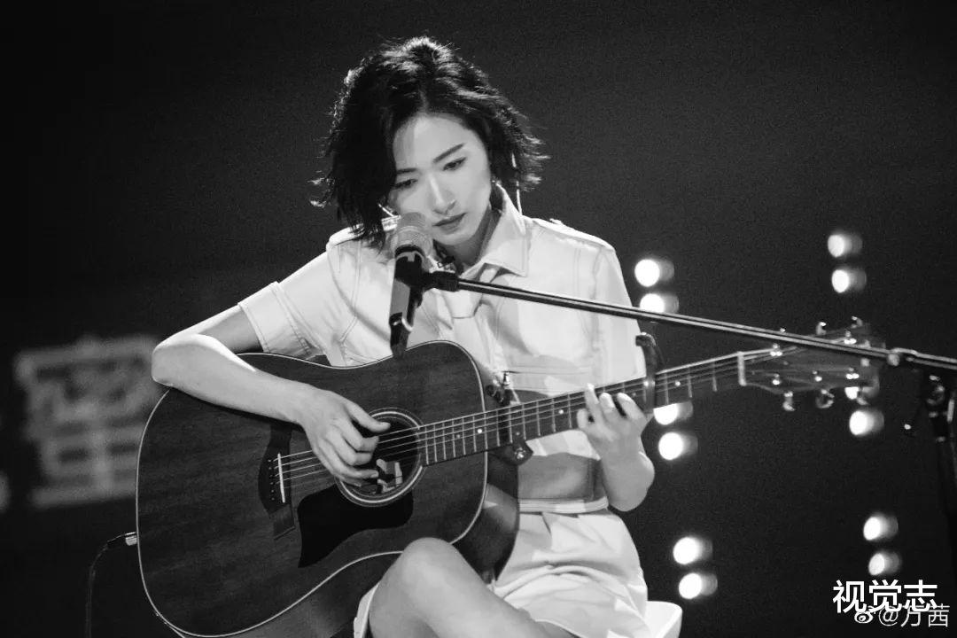 「万茜」我承认，我被万茜迷住了。