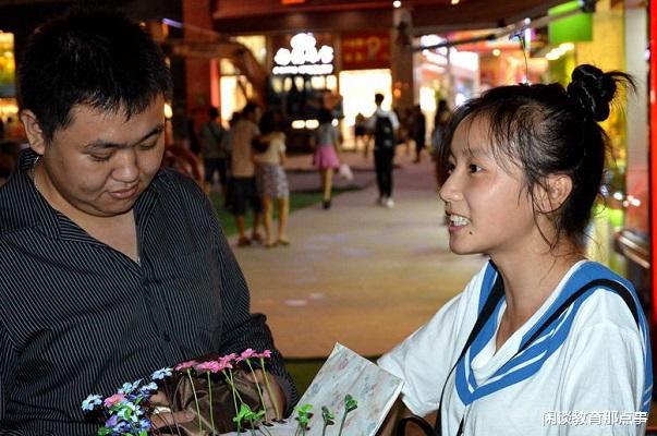 []大学不建议报考的4大专业，前几年有多“抢手”，如今就有多落寞