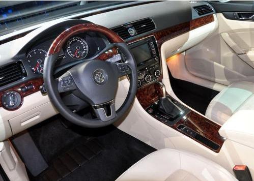 大众帕萨特|新帕萨特降至14万，月售出12457台，真的是市场逼的吗？