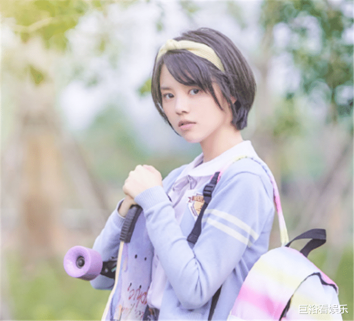 甜宠剧|腾讯又一校园甜宠剧大火，仅1天播放量超8千万，看完8集还想看