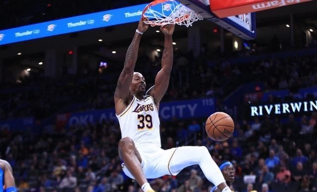 「德怀特·霍华德」两悍将加盟湖人,佩林卡回应霍华德态度,3000万先生替代布拉德利