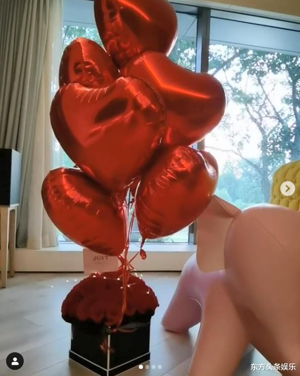 陈乔恩@陈乔恩疑与艾伦正式同居,520收神秘大礼,她开心甜喊男友宝贝