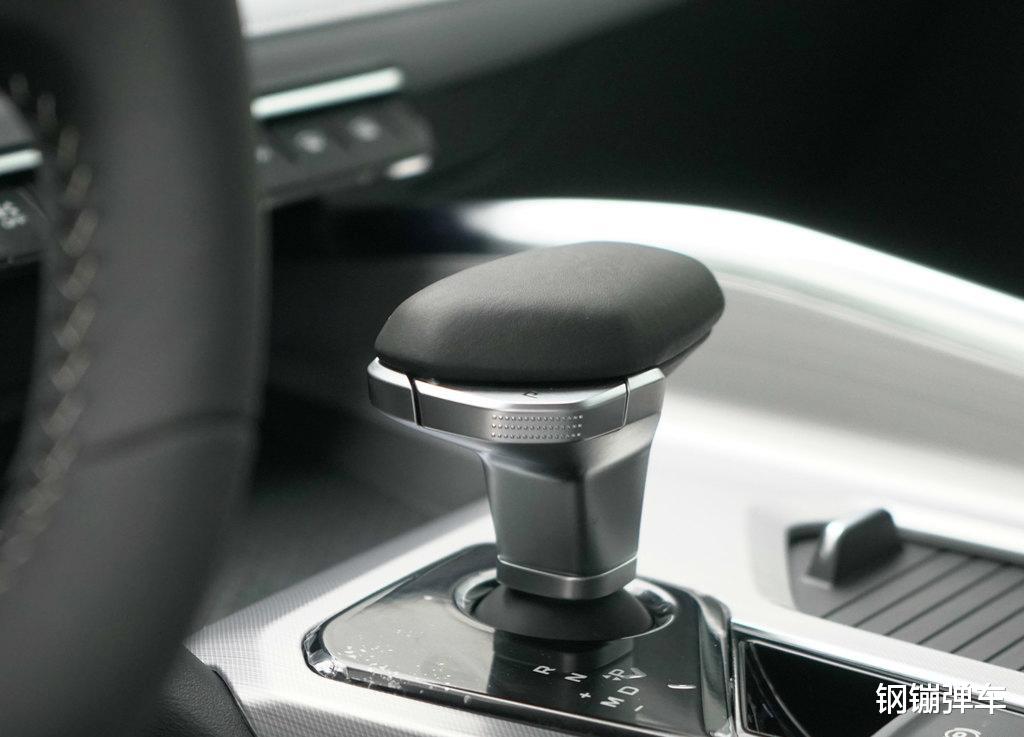 丰田卡罗拉|爱面子的买思域，会过日子的买卡罗拉，真正懂生活的多半会选它