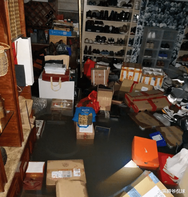 「周鹏」倒霉事连连！车被堵后地下室又被淹 周鹏和朱芳雨真同命相怜