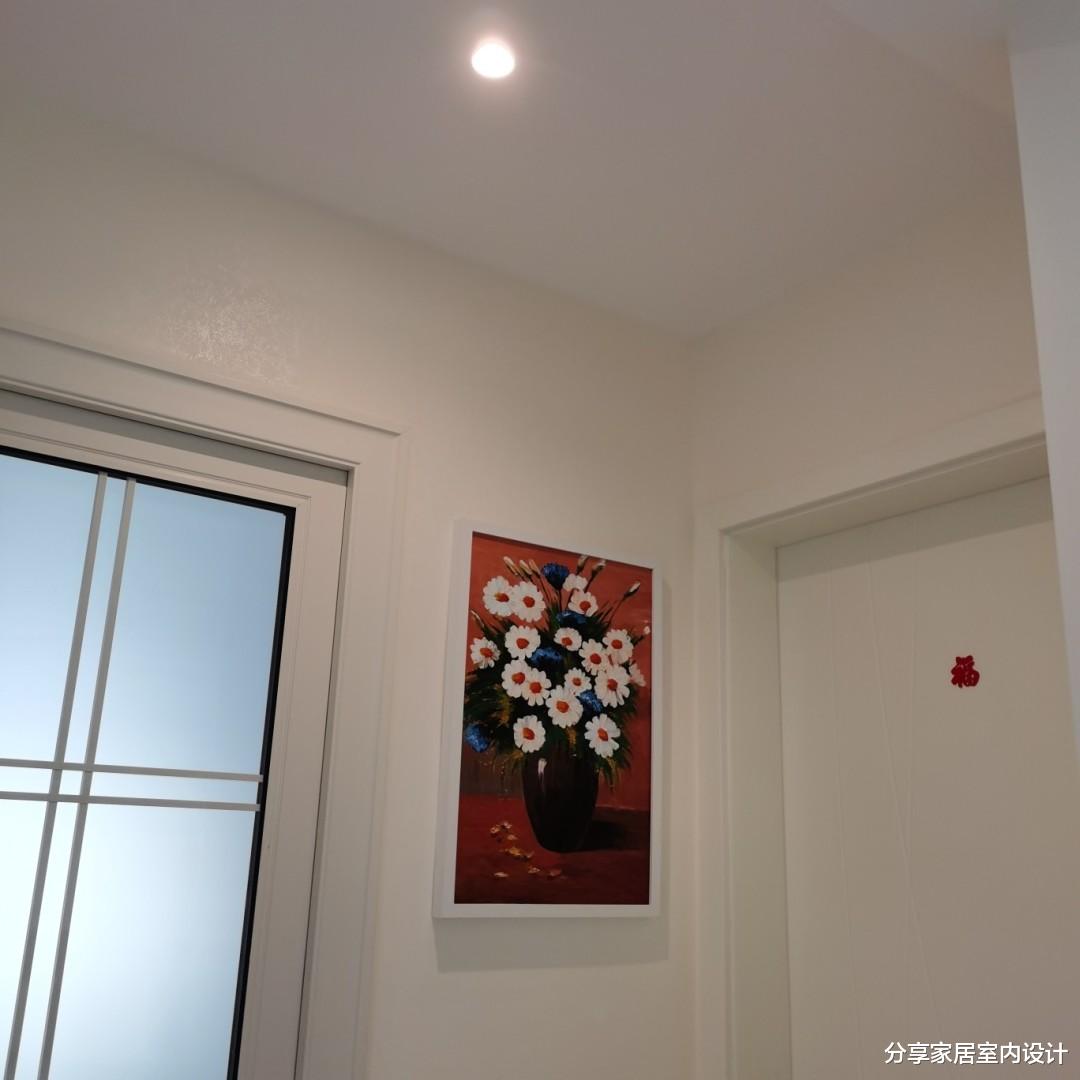 |朋友家新房装修太简单了,电视墙不做造型,不做吊顶,很羡慕!