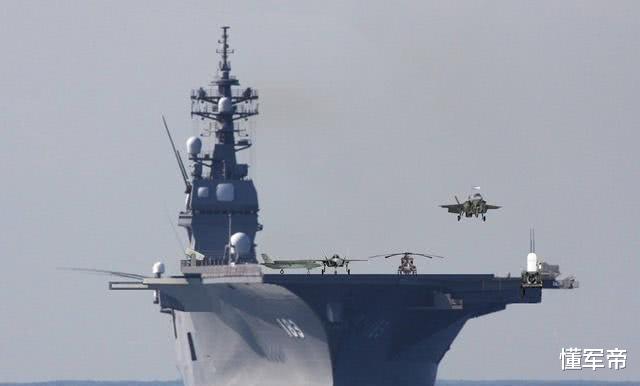 『美军』一夜之间冒出4艘航母，成为世界第二航母大国，成功欺骗美军专家