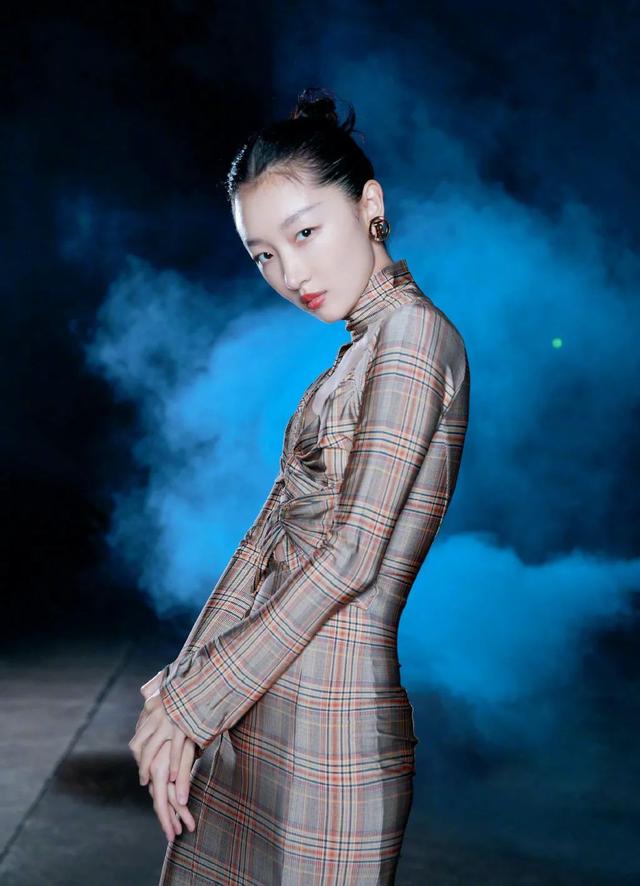 发型|彩虹屁｜辛芷蕾发型，难道不是一个褒义词吗？