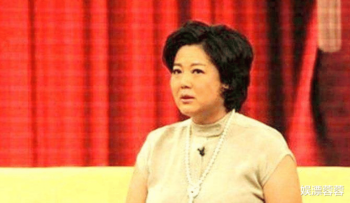 王茜华|为演戏打掉孩子“整容百次”，因病胖得无戏可拍，她如今怎样了？
