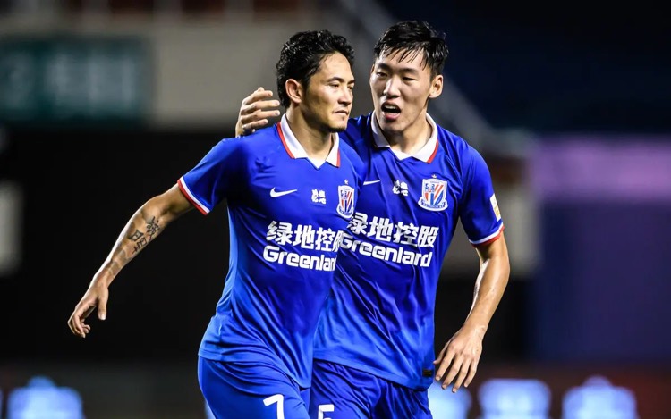 崔康熙|进个乌龙“惹怒”崔康熙？申花21岁国脚连遭弃用，双子星恐被废