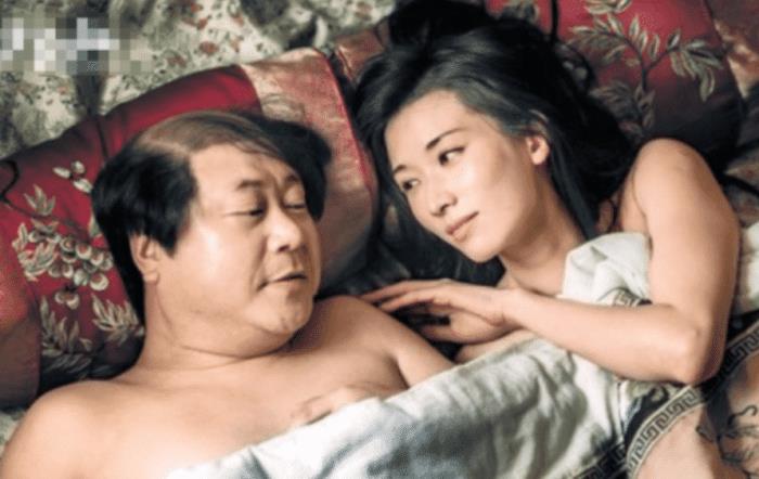 []原来“睡觉戏”都是这么拍的，看到演员的表情，这才叫演技！