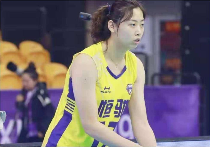 『丁霞』中国女排迎新面孔，将成丁霞最佳接班人，东京奥运会郎平会带她吗？