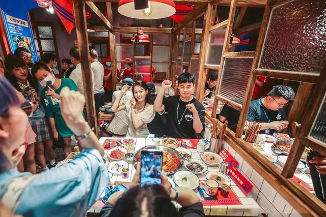 陈赫|5年开300多家店，不顾“形象”疯狂赚钱的陈赫才是人生赢家？