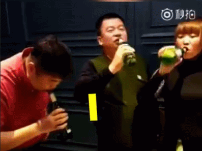 |“千万不要在班级群复制粘贴回复老师，家长们可长点心吧！”哈哈