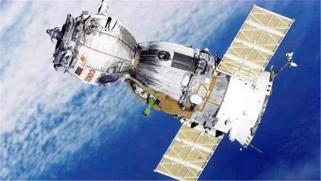 「北斗导航」俄感到诧异: 美军竟然用的是北斗导航，为什么中国却毫无反应？