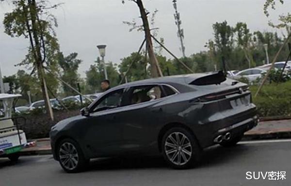 长安汽车|长安又一款高端新车现身，科幻颜值配液晶仪表，最大233匹马力