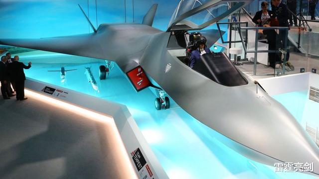 『中美』直接跳过五代战机，曝光全球首款六代战机，中美俄没有一个赶得上
