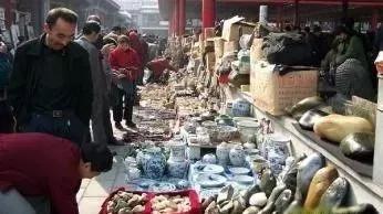 []古玩收藏市场升级，如何走好收藏这条路？