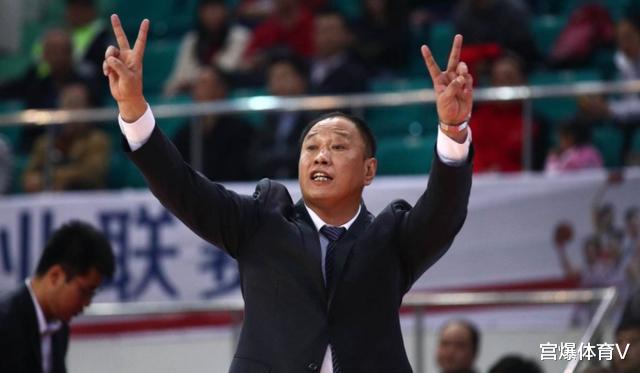 冯欣▲中国男篮名帅下狠手!CBA助攻王被彻底封杀 黄金年龄或就此退役