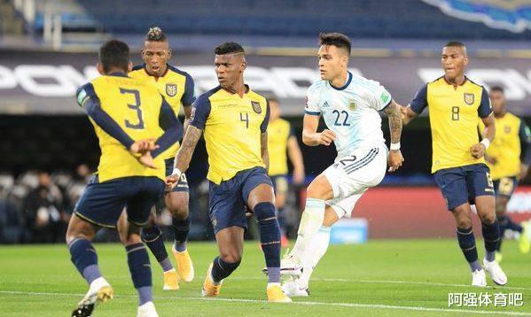 阿根廷队|阿根廷球队磨合生疏，节奏脱节，但好在已经找到11号继承人
