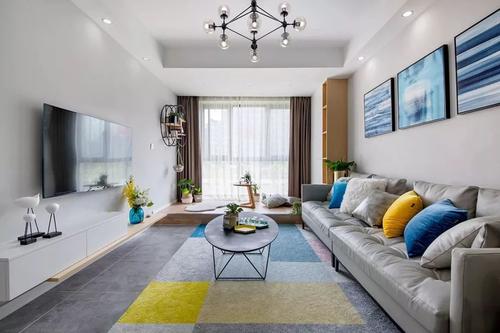 「」阳台跟客厅不要装推拉门了，有钱人家都这样设计，后悔入住才察觉