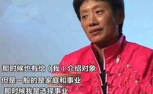 王楠▲她是国乒功臣，辛苦执教27年，却被迫离队，现58岁仍孤身一人